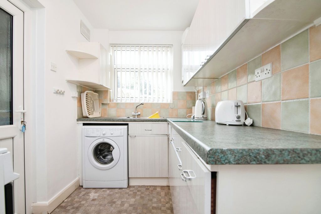 Property photo 2 of 15