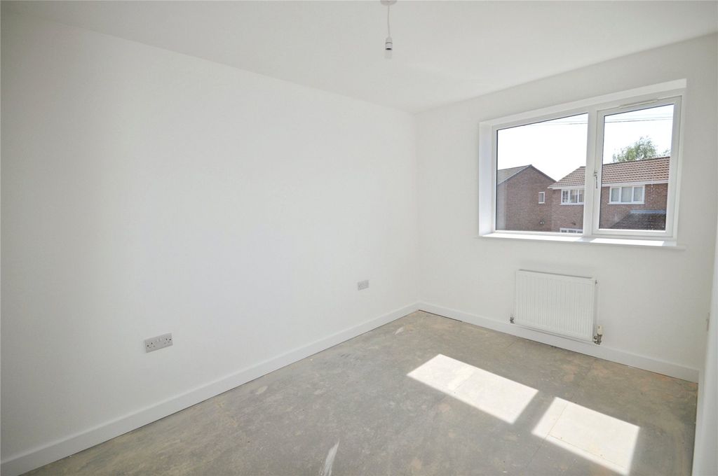 Property photo 2 of 17 Picture No. 02