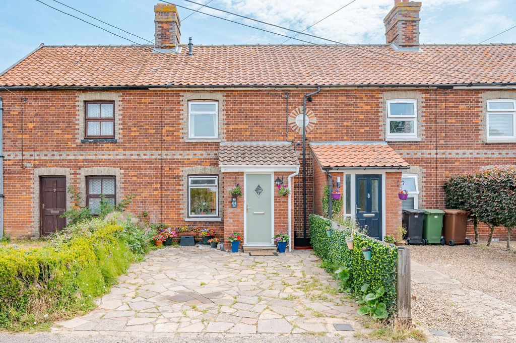 Property photo 1 of 18