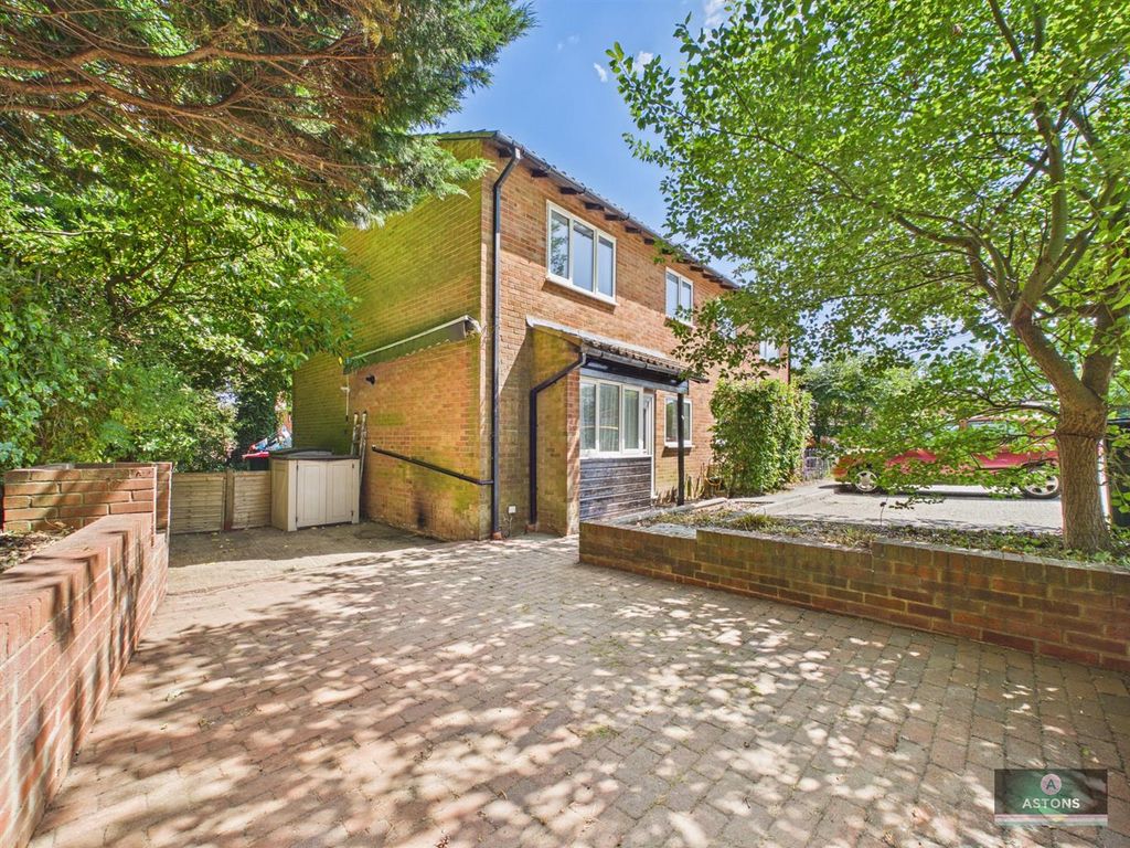 Property photo 1 of 10 Cam02067G0-Pr0339-Still007.Jpg