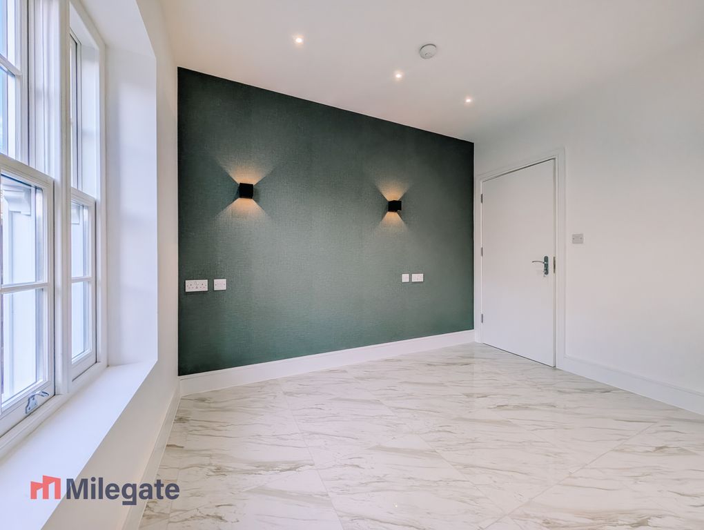 Property photo 2 of 10 Photo 2