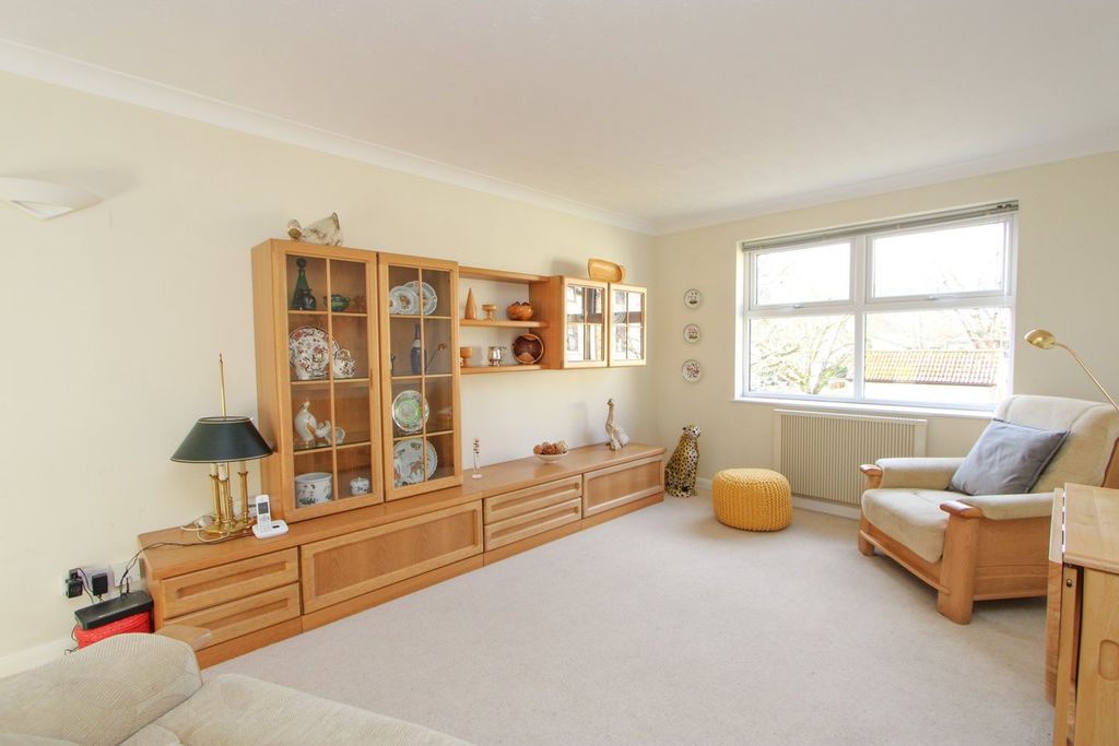 Property photo 2 of 15