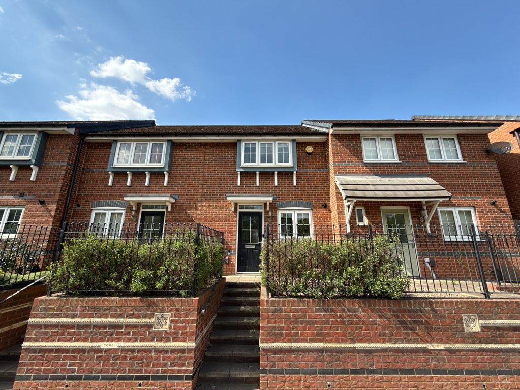 Property photo 1 of 18 External
