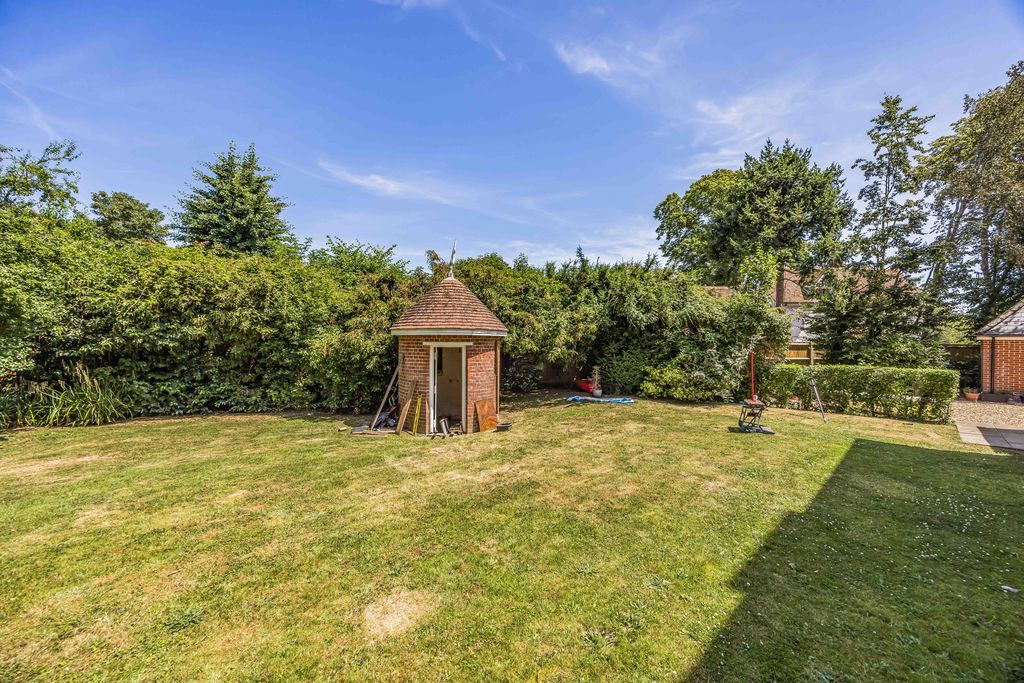 Property photo 2 of 10 Photo 10