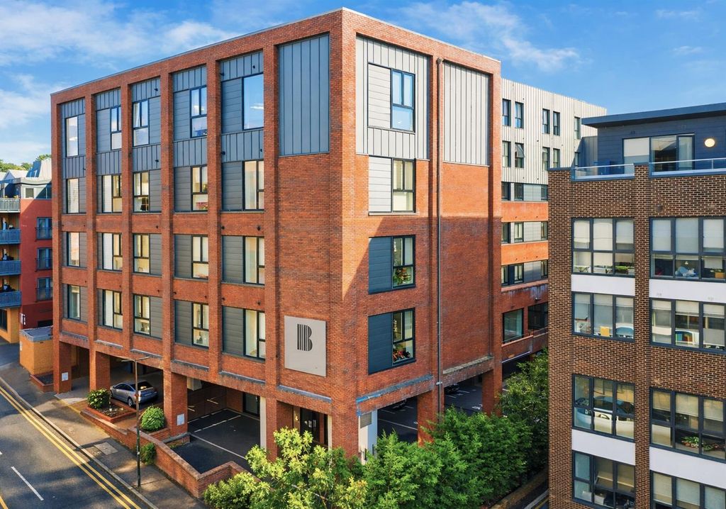 Property photo 1 of 7 Benedicts Apartments In Vibrant City Setting.Png