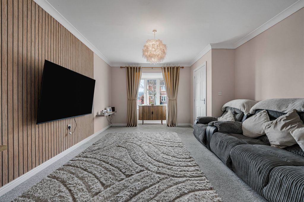 Property photo 3 of 30