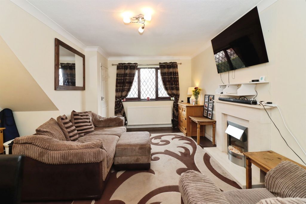 Property photo 2 of 15