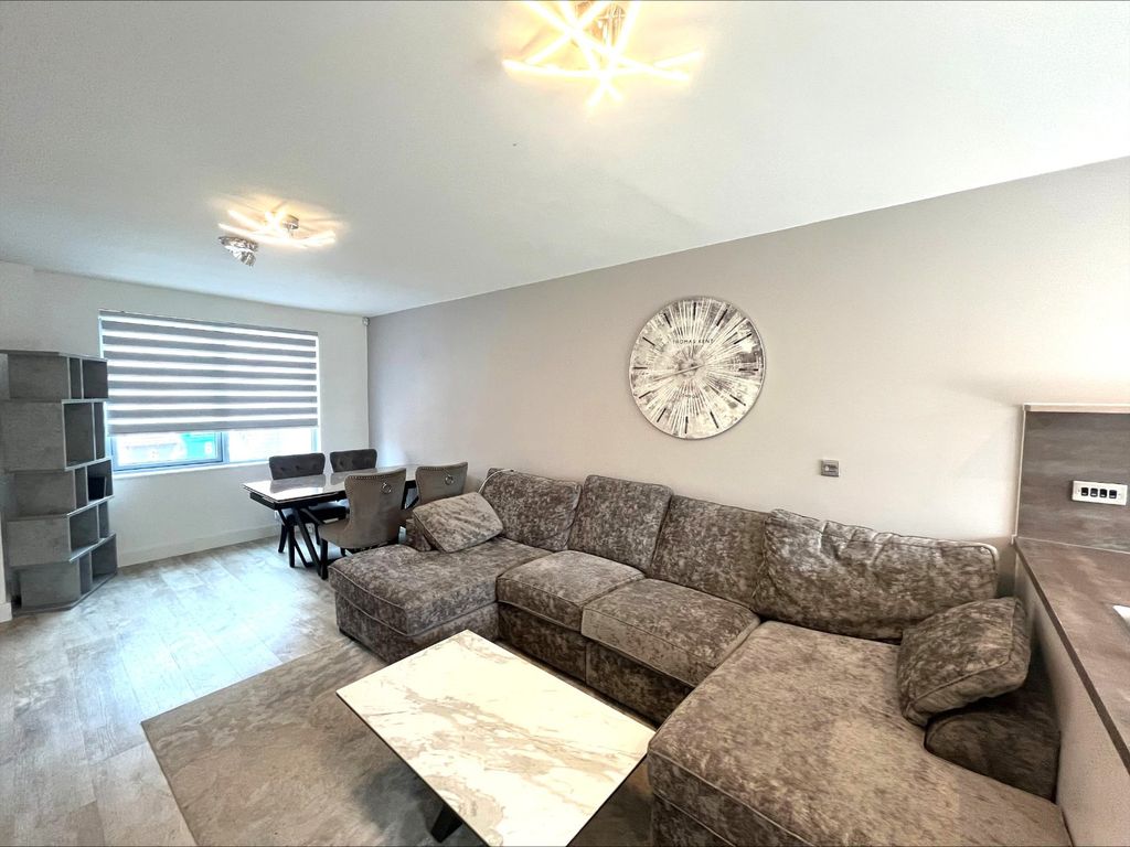 Property photo 3 of 14 Picture No. 24