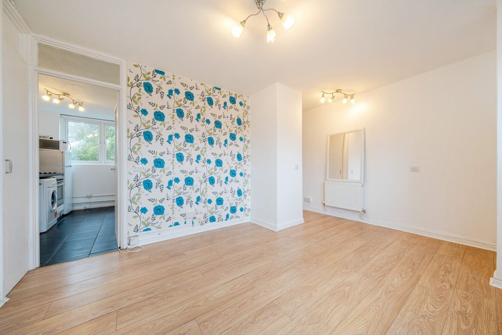 Property photo 2 of 10 Picture No. 03