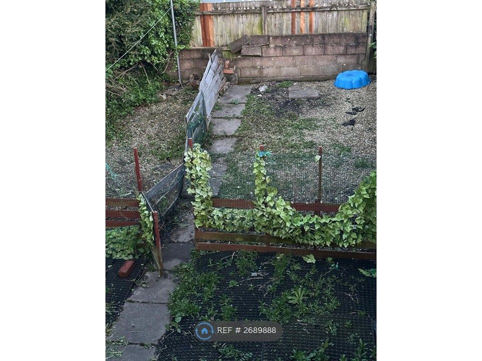 Property photo 2 of 24