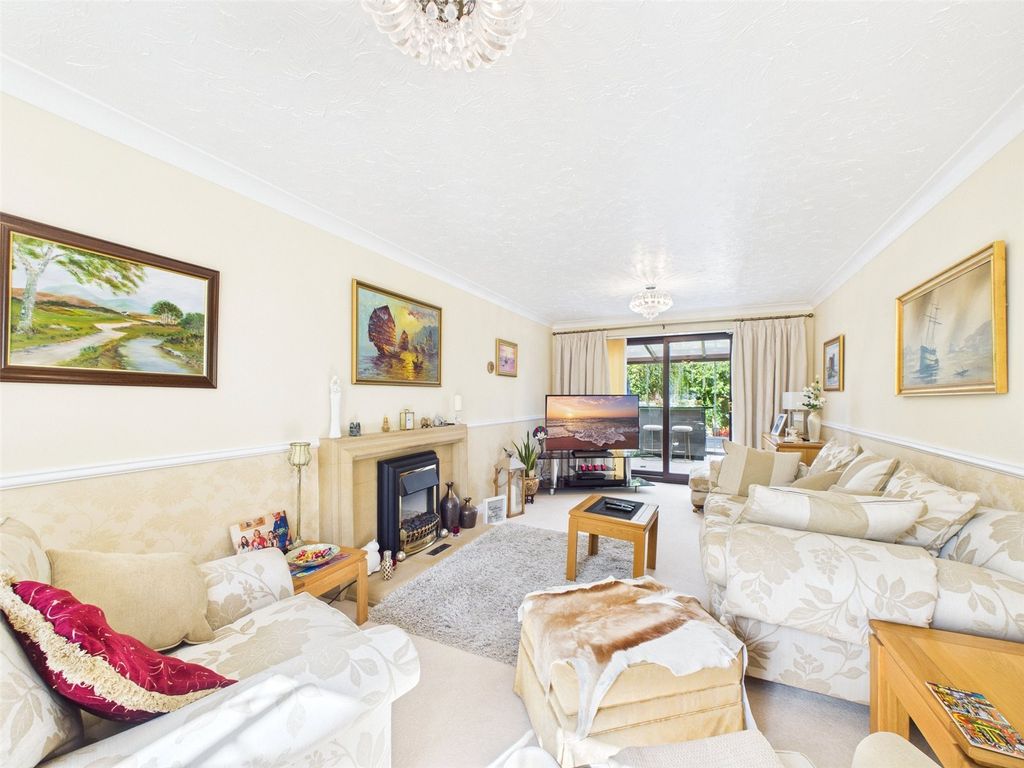 Property photo 2 of 24 Picture No. 24