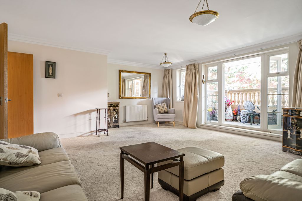 Property photo 3 of 16