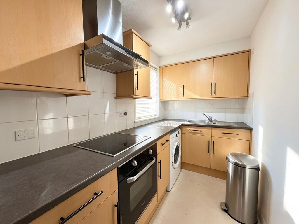 Property photo 3 of 4