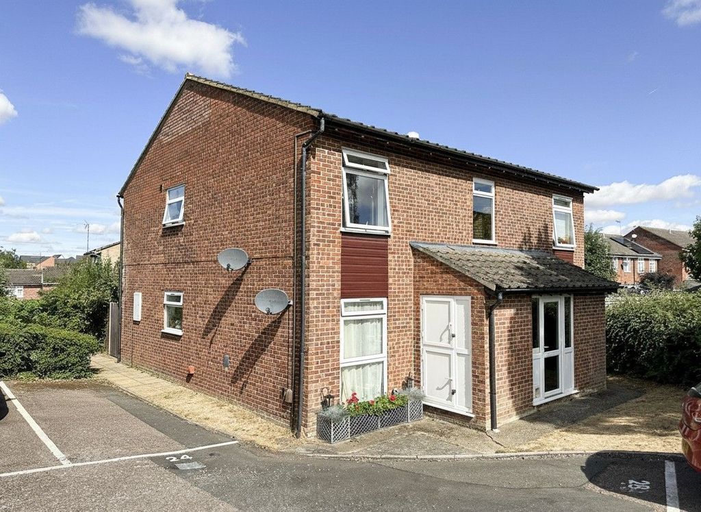 Property photo 1 of 11