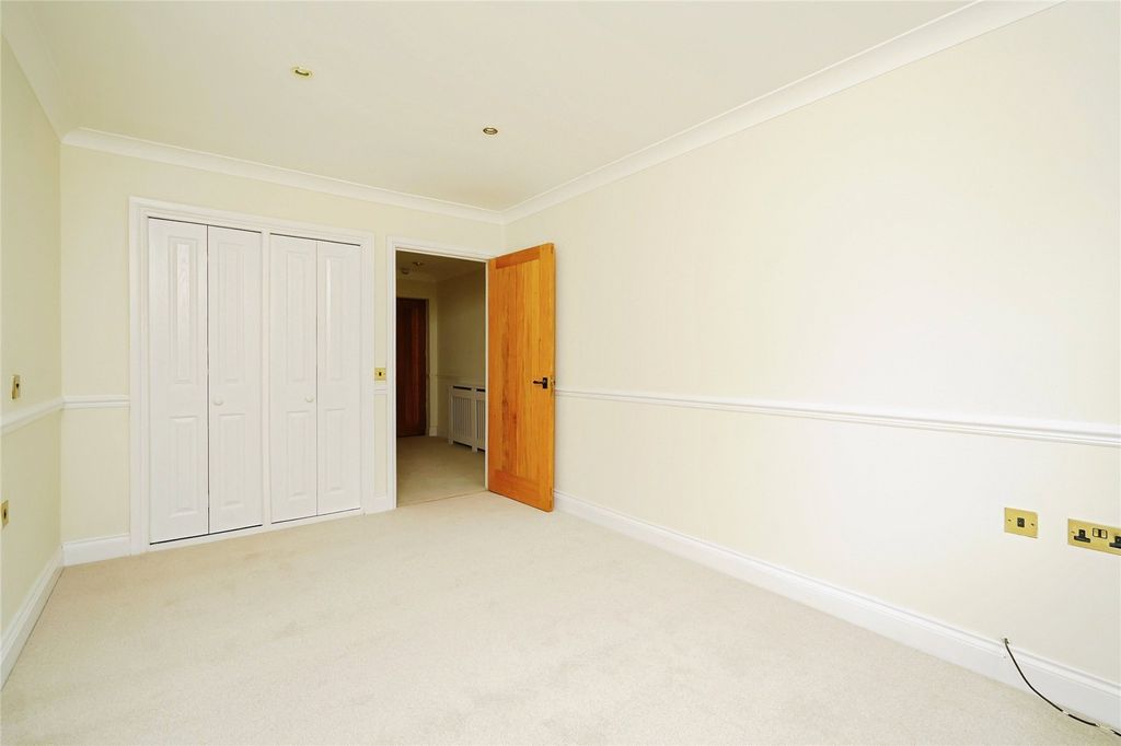 Property photo 3 of 11 Picture No. 14
