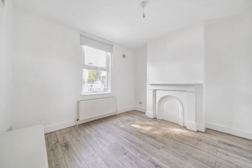 Property photo 2 of 6 1162914 (2)