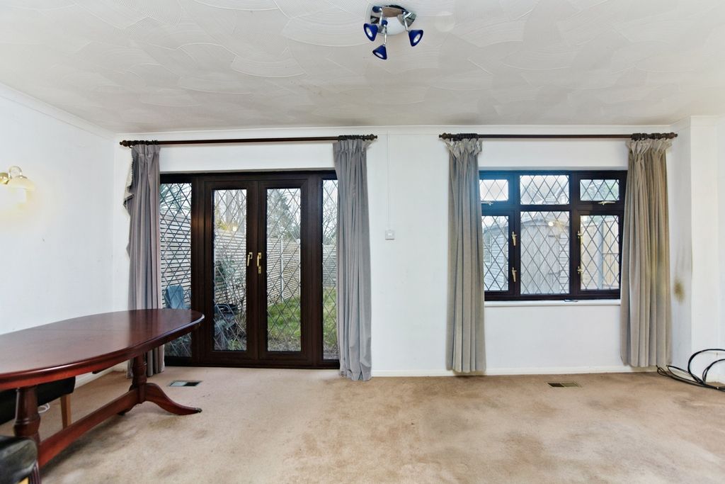 Property photo 2 of 19 Pbox-Img.Jpg