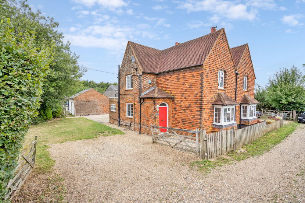 Property photo 1 of 9