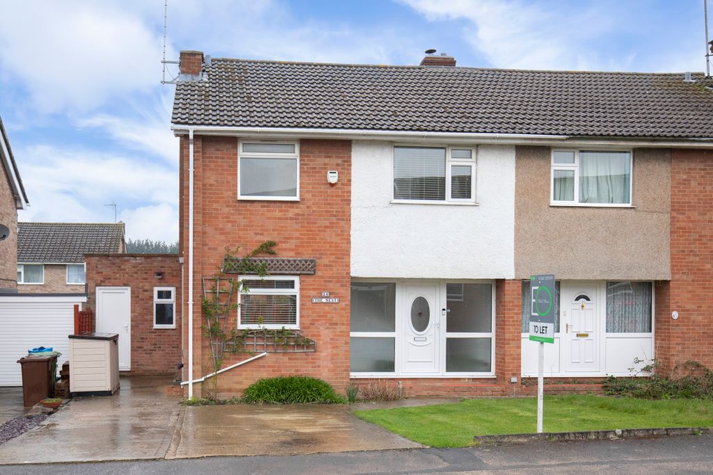 Property photo 3 of 13