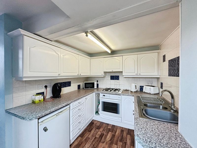 Property photo 2 of 14 Photo 10