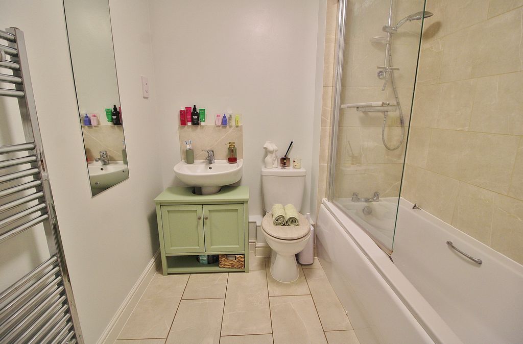 Property photo 3 of 9