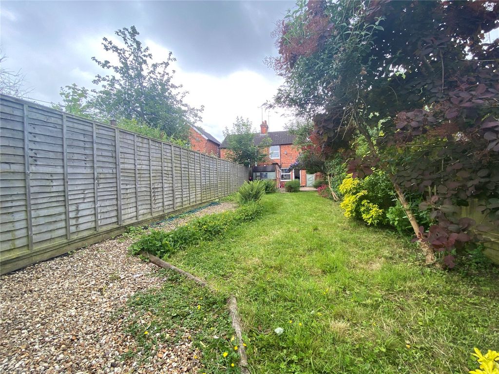 Property photo 2 of 25 Picture No. 28