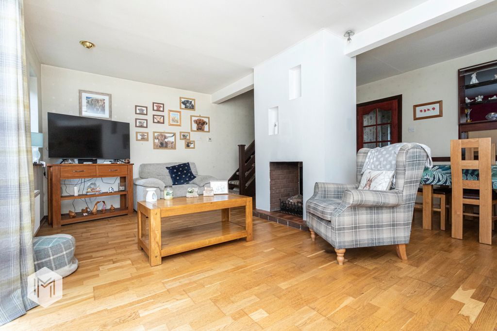 Property photo 2 of 18 Picture No. 02