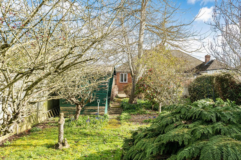 Property photo 3 of 13