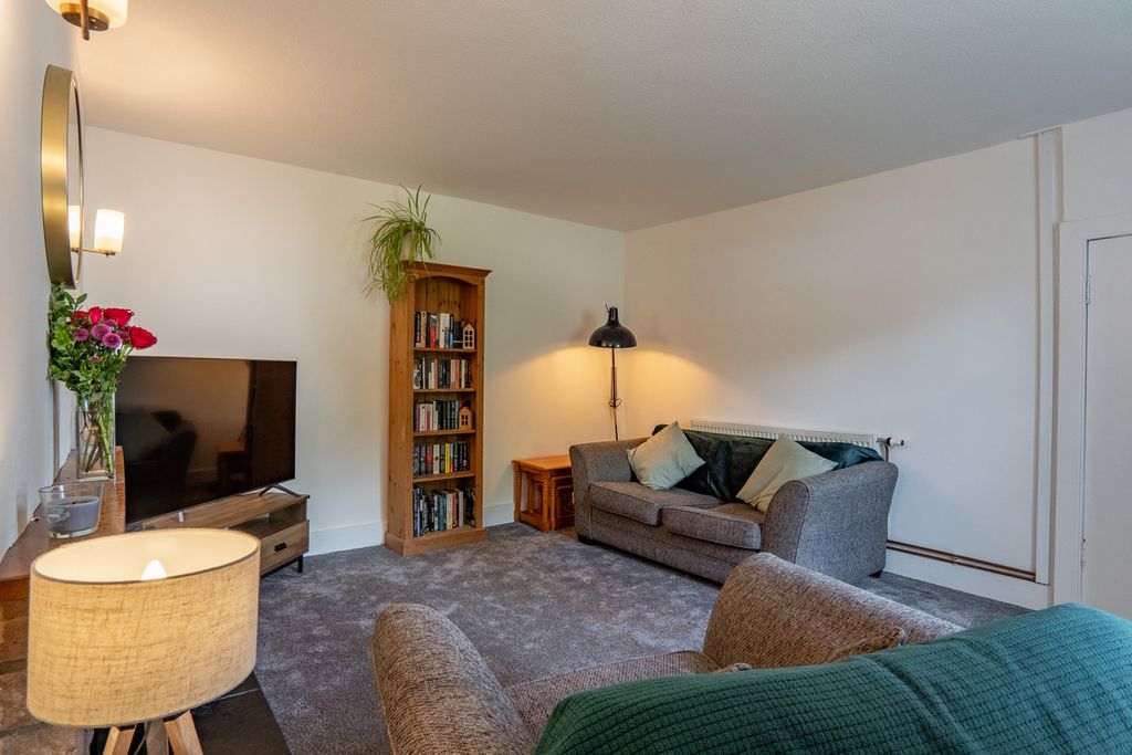 Property photo 2 of 49