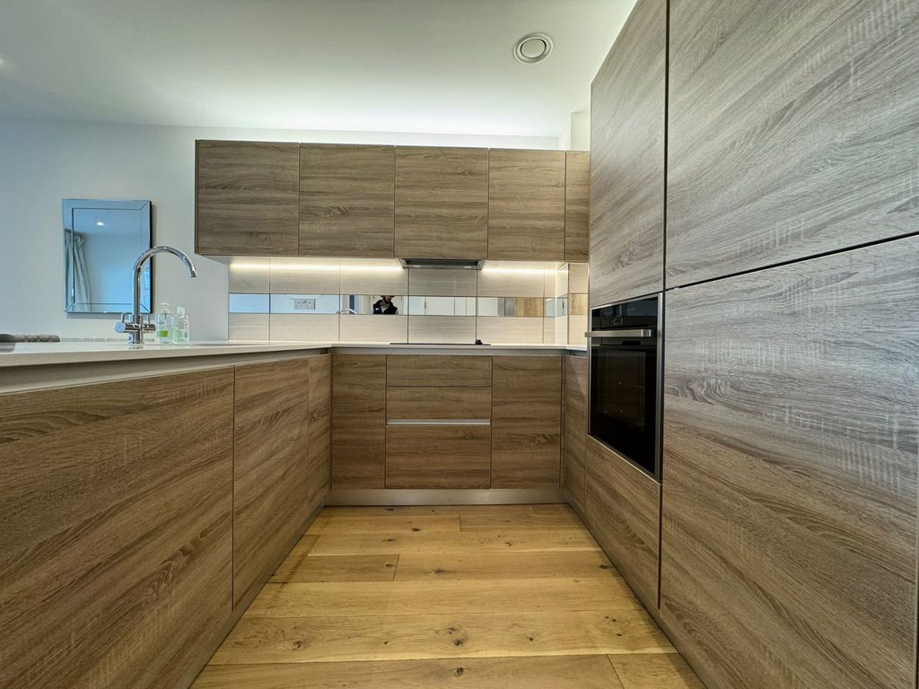 Property photo 3 of 12 Gallery