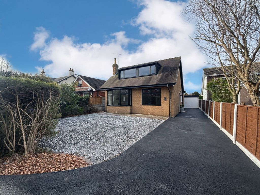 Property photo 1 of 27