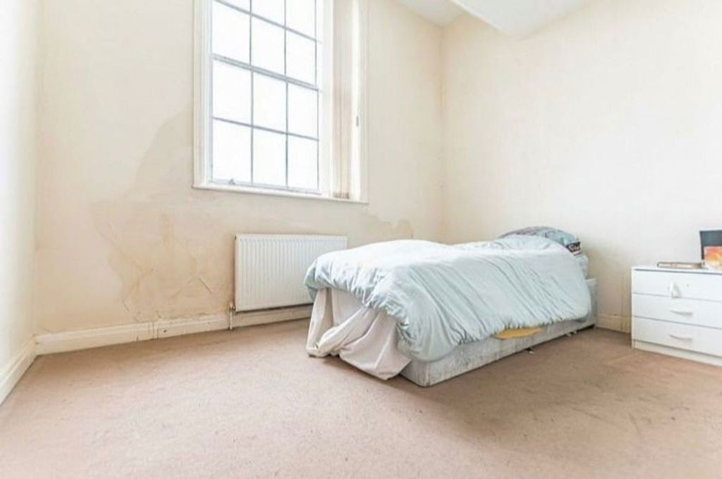 Property photo 3 of 3