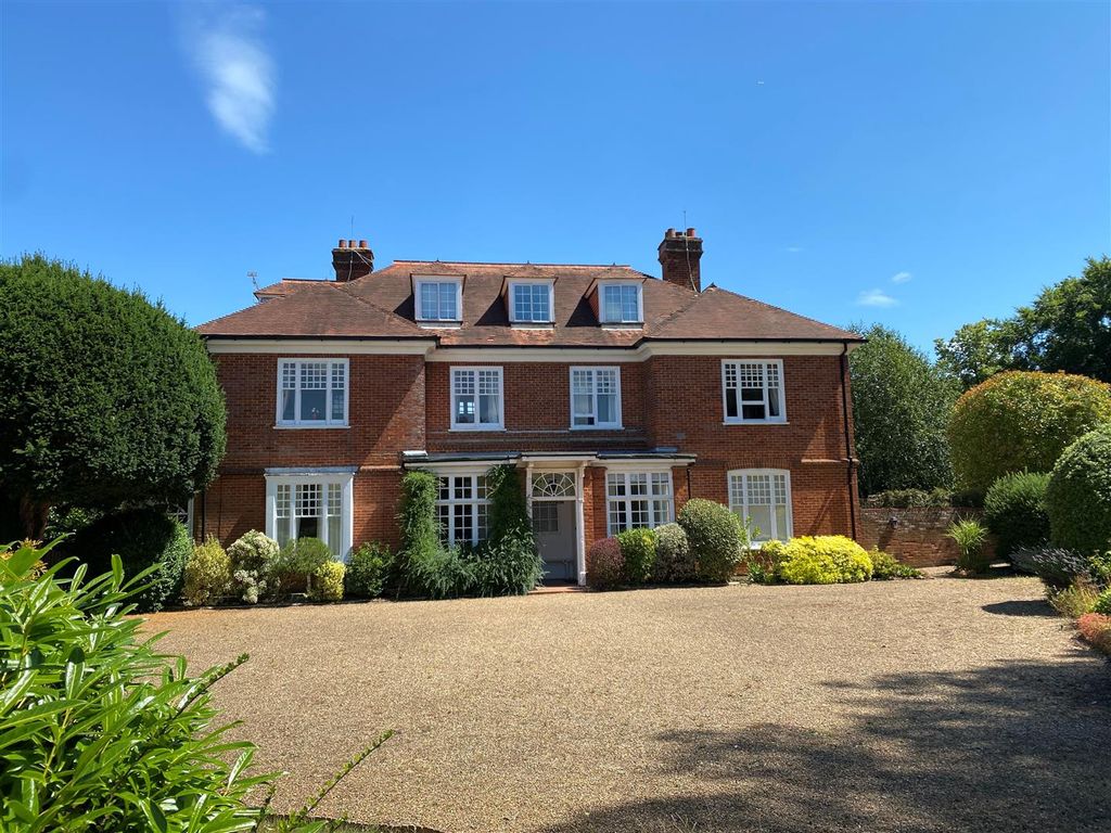 Property photo 1 of 10 .Frontjuly.Jpg