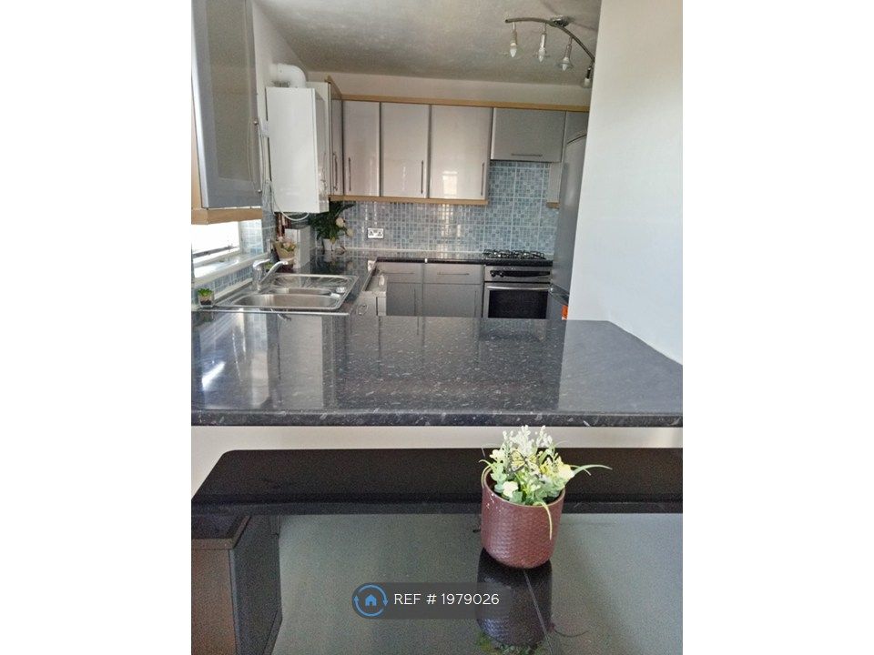 Property photo 1 of 6 Open Plan Kitchen