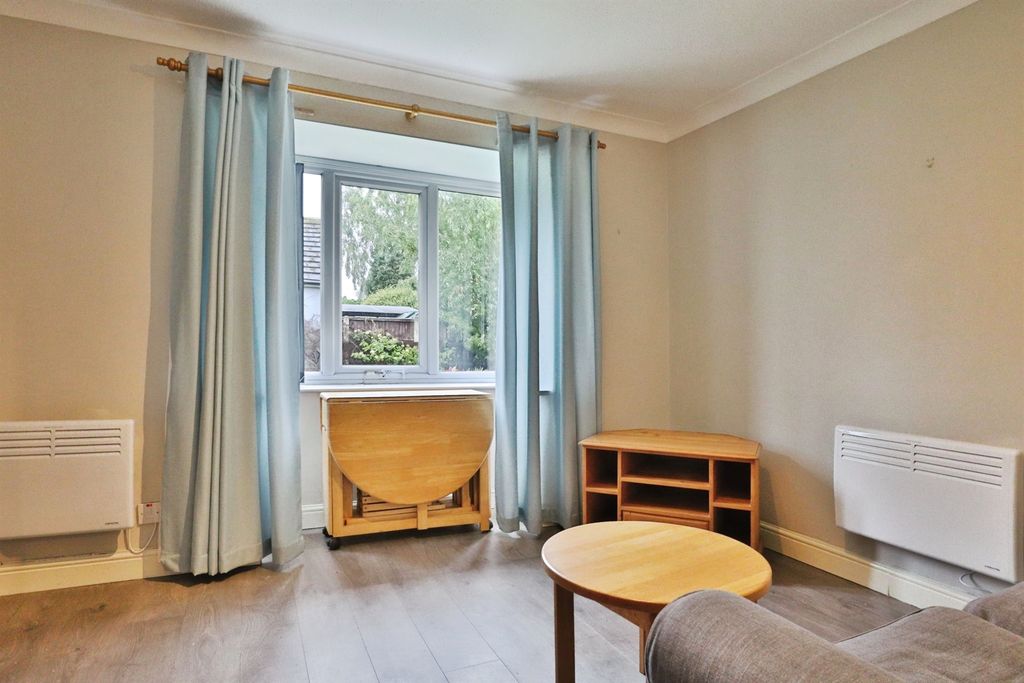 Property photo 3 of 15