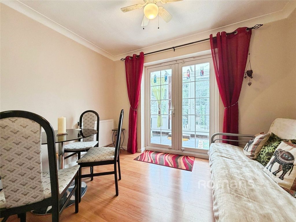 Property photo 3 of 12 Picture No. 17