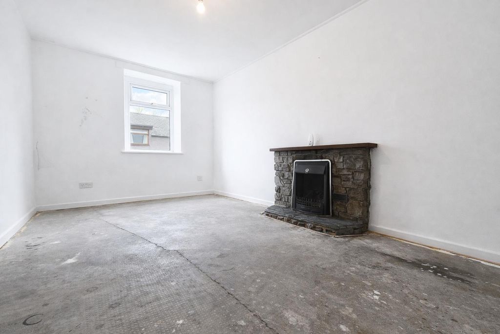 Property photo 2 of 18 1.Png