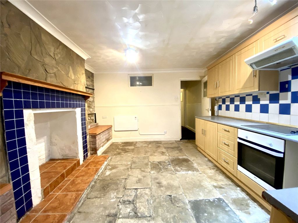 Property photo 2 of 9 Picture No. 05