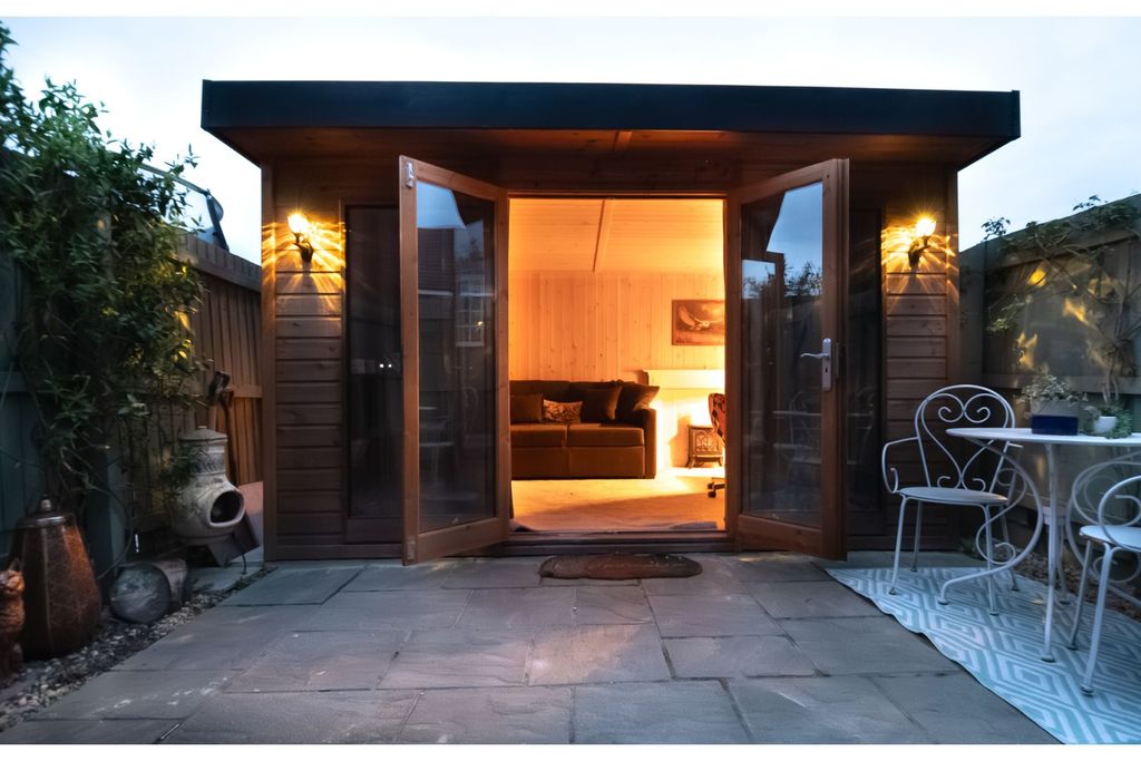 Property photo 2 of 13