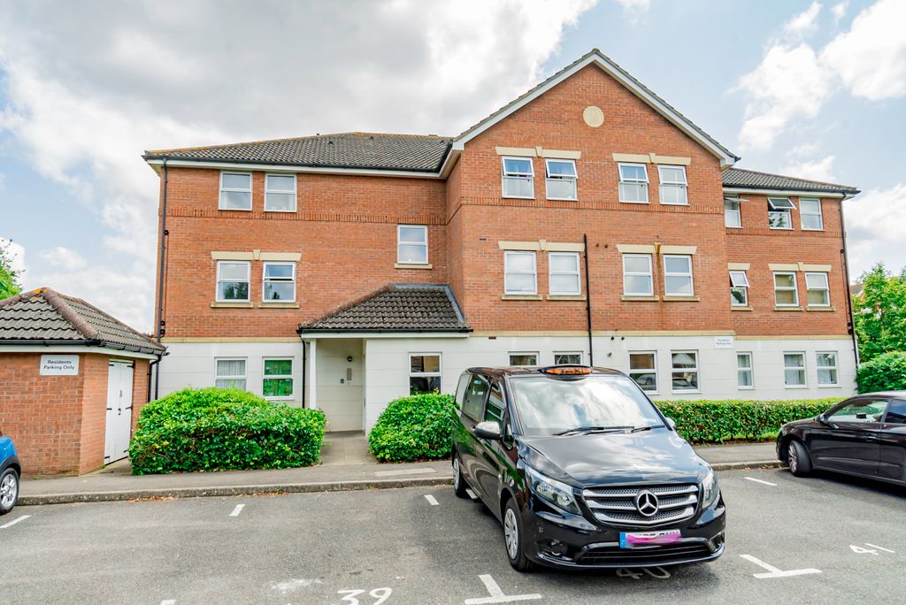 Property photo 1 of 10