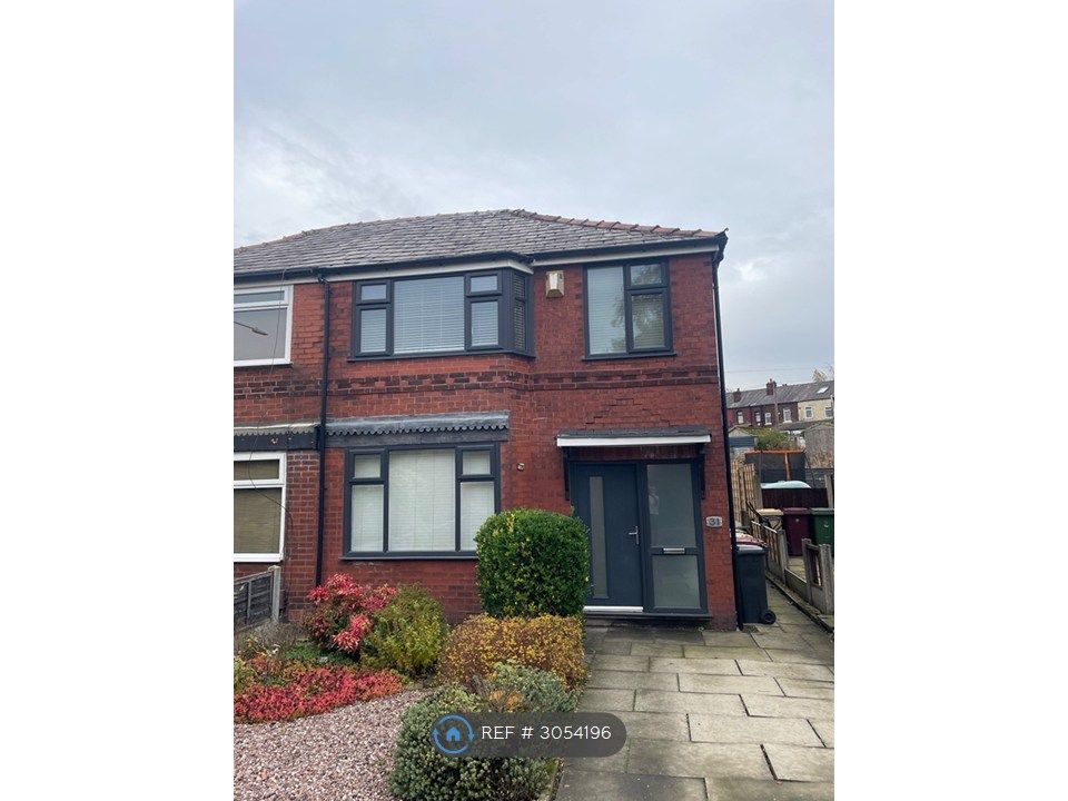 Property photo 1 of 33