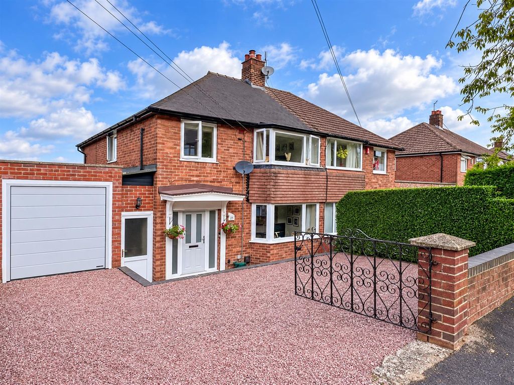 Property photo 1 of 22 Frontage