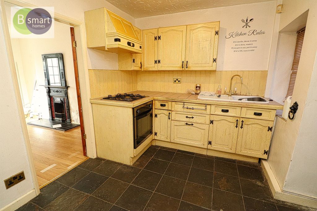 Property photo 2 of 13 Img_5319