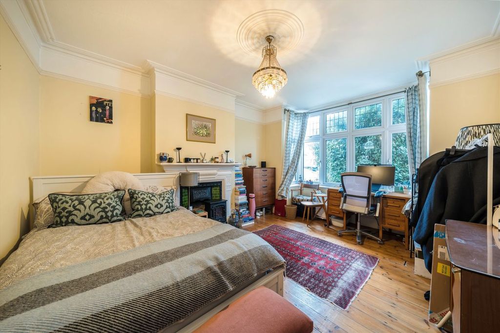 Property photo 3 of 7