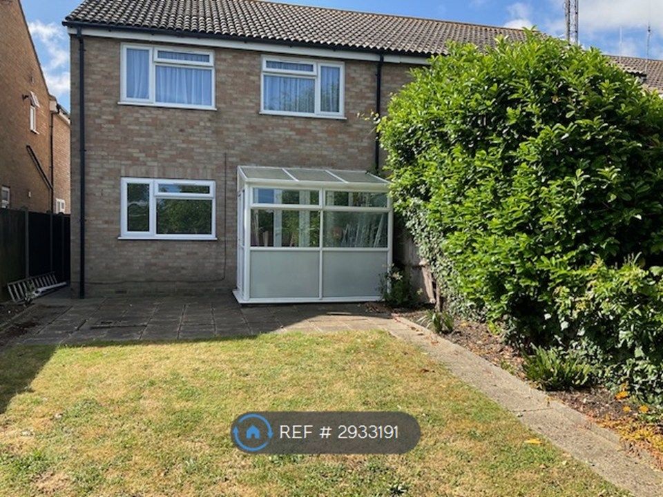 Property photo 2 of 16