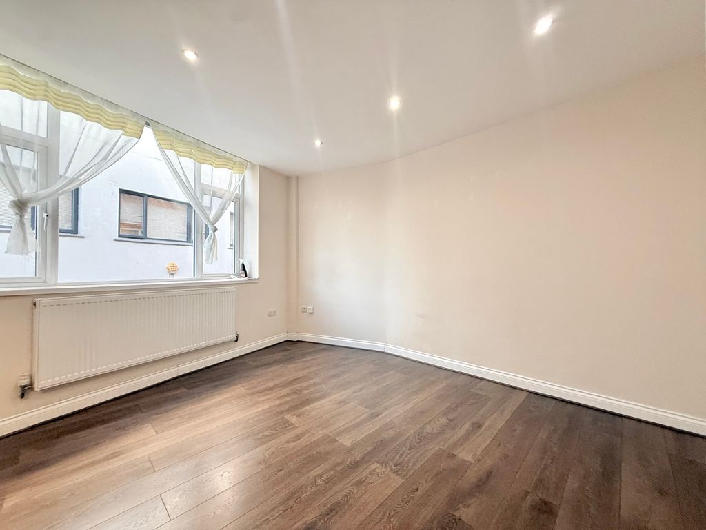 Property photo 2 of 6 Annex