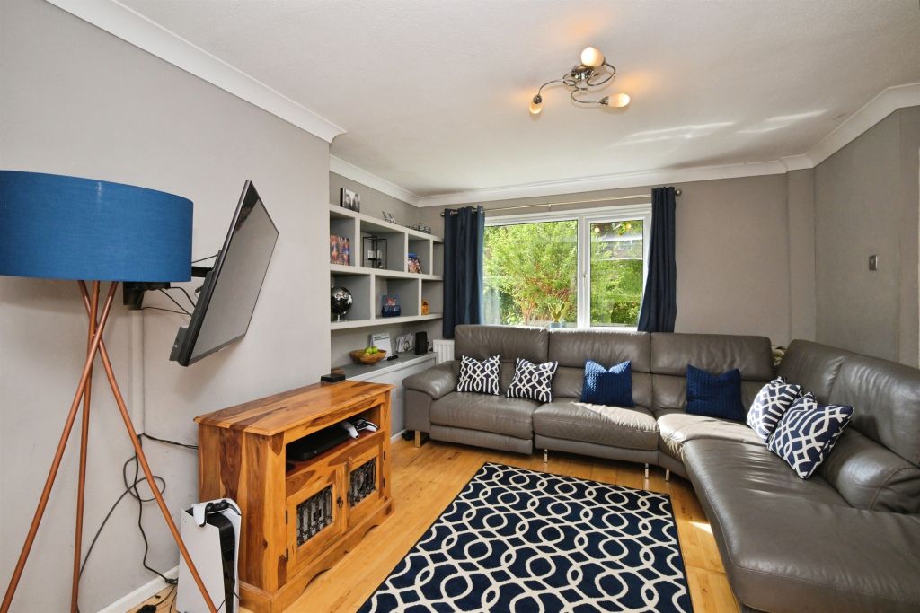 Property photo 2 of 22