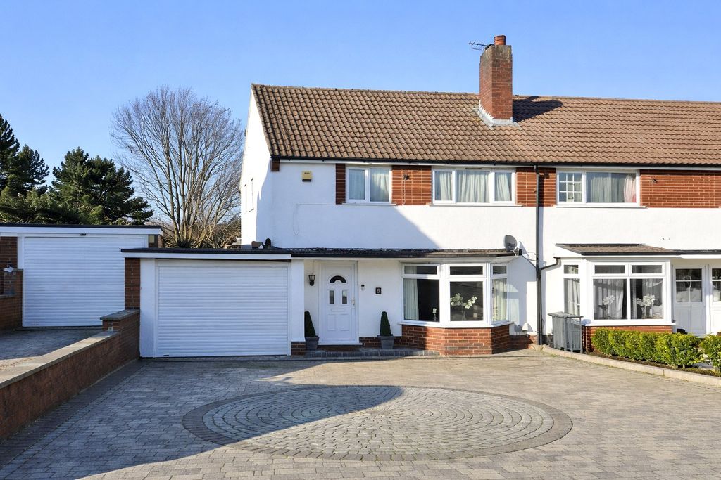 Property photo 1 of 17 Picture No. 25