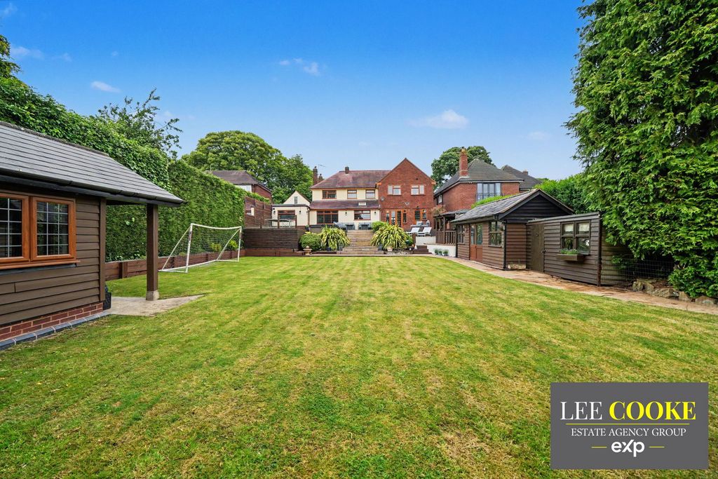 Property photo 3 of 70