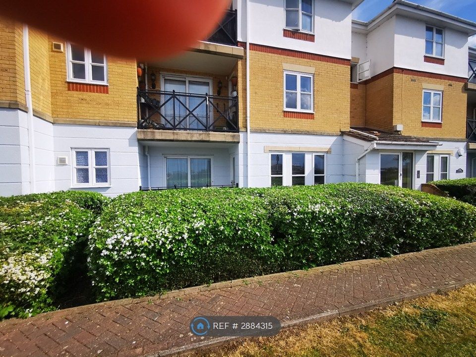 Property photo 2 of 21